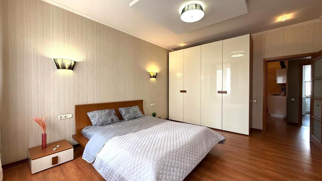Mironositskaya 75 Lägenhet Charkiv Exteriör bild